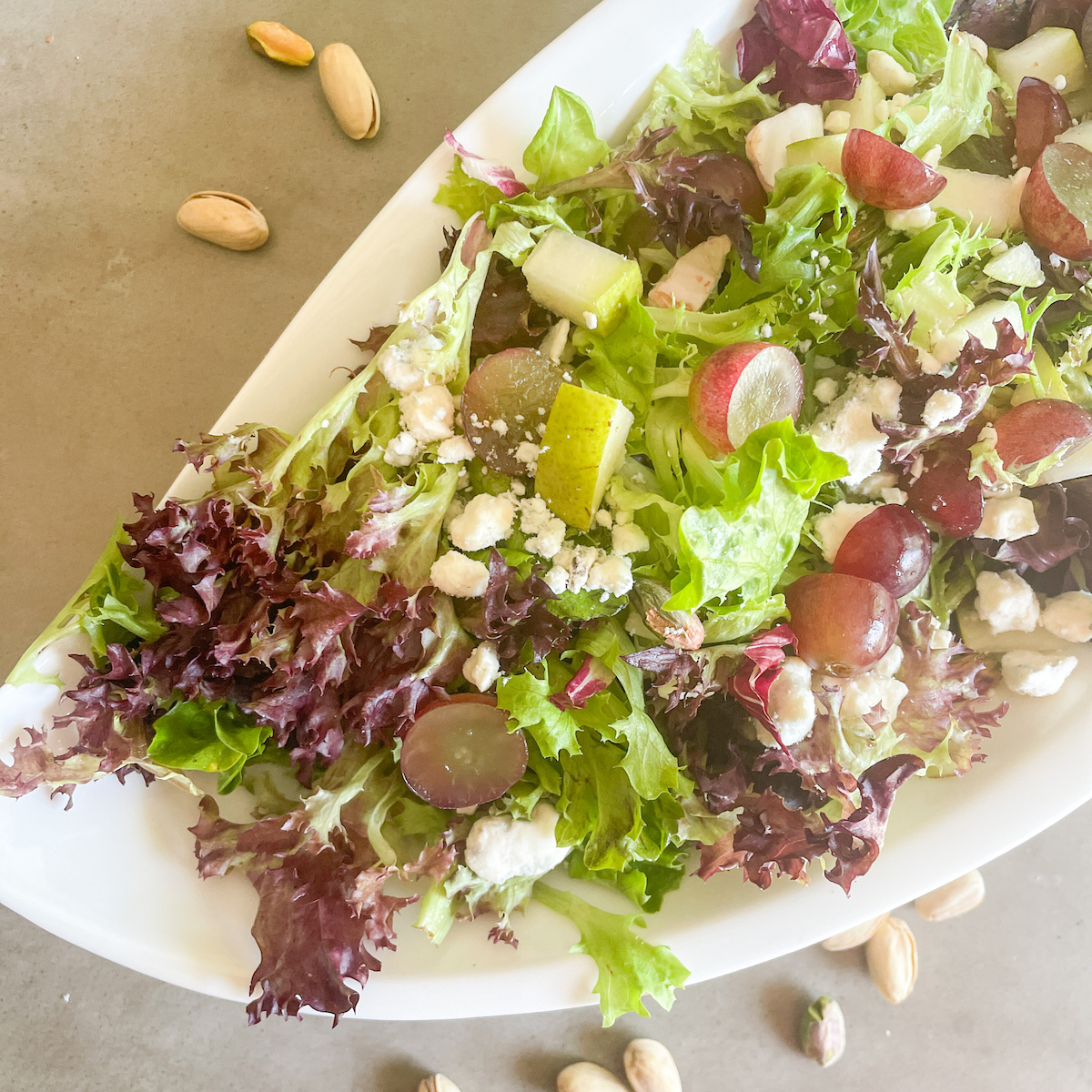 Cosi Signature Salad Recipe | Sherry Shallot Vinaigrette